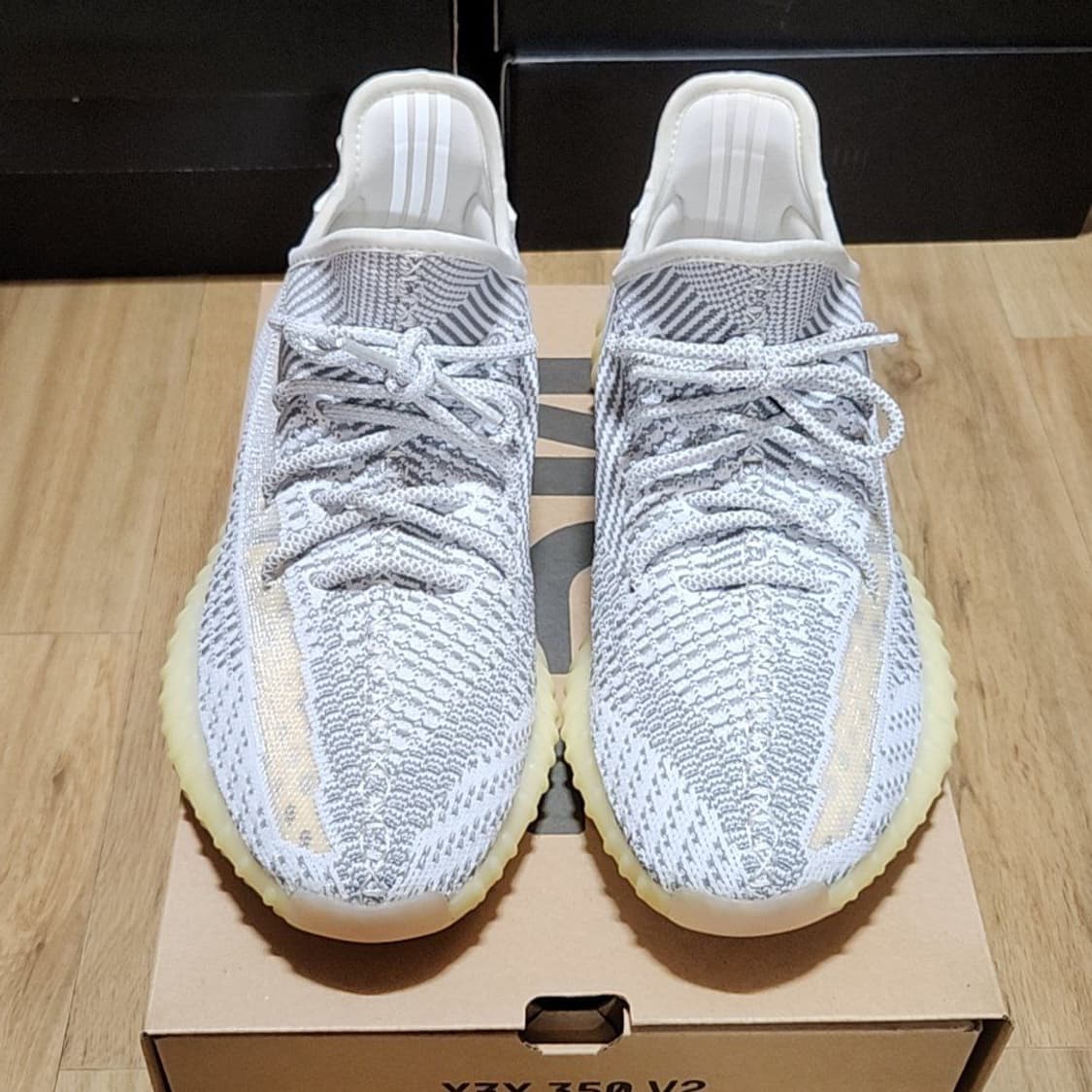 아디다스 285 이지부스트 스태틱 350 상품이미지2