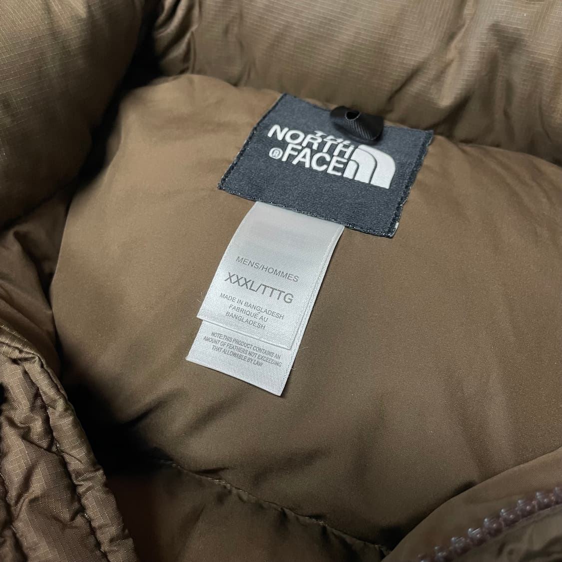 [115] 노스페이스 센터로고 무광 브라운 켄달제너 700 눕시 패딩 상품이미지4