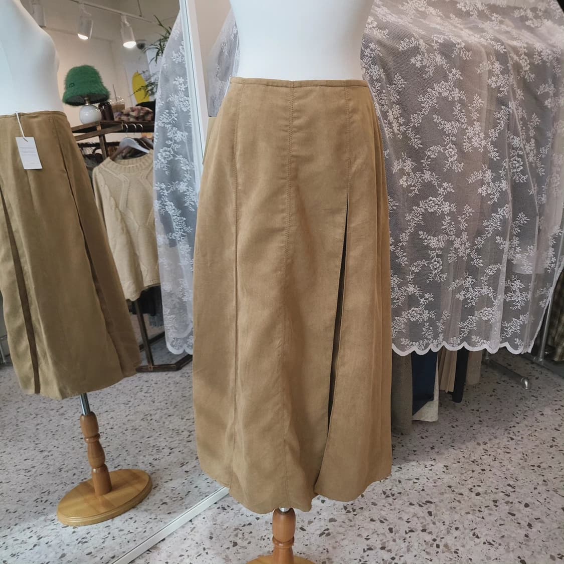 Biersch 스웨이드 플리츠 스커트 상품이미지9