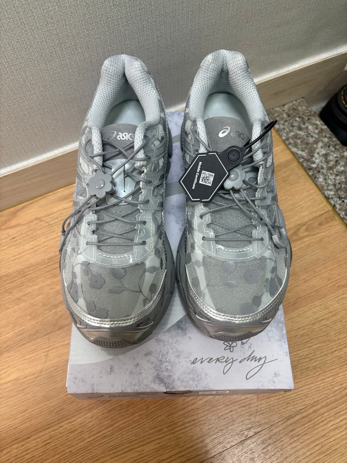 아식스 x 세실리에 반센 젤 큐물러스 16 그레이 상품이미지1