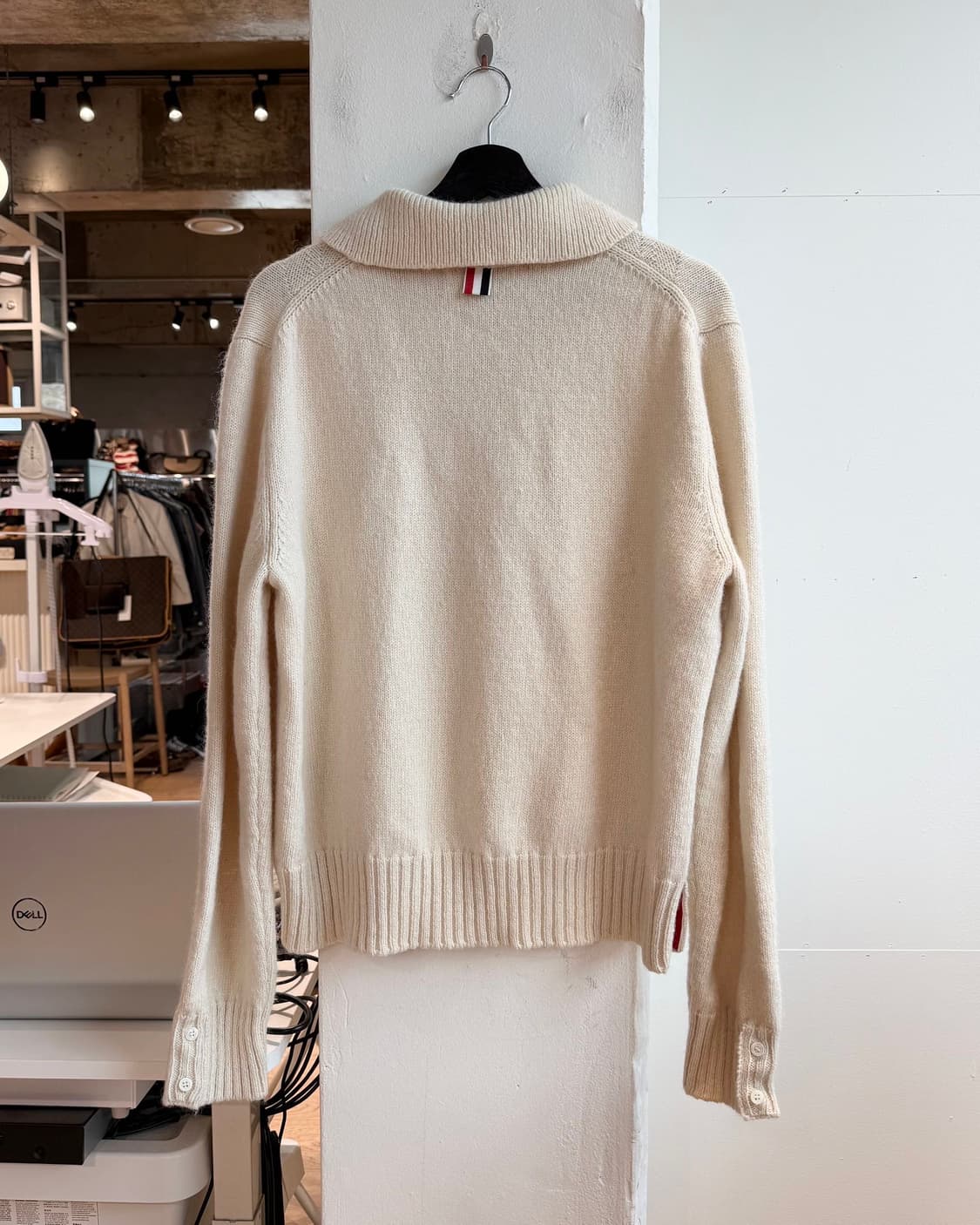 톰브라운 아이보리 스티치 도네골 사선 풀오버 니트  상품이미지6