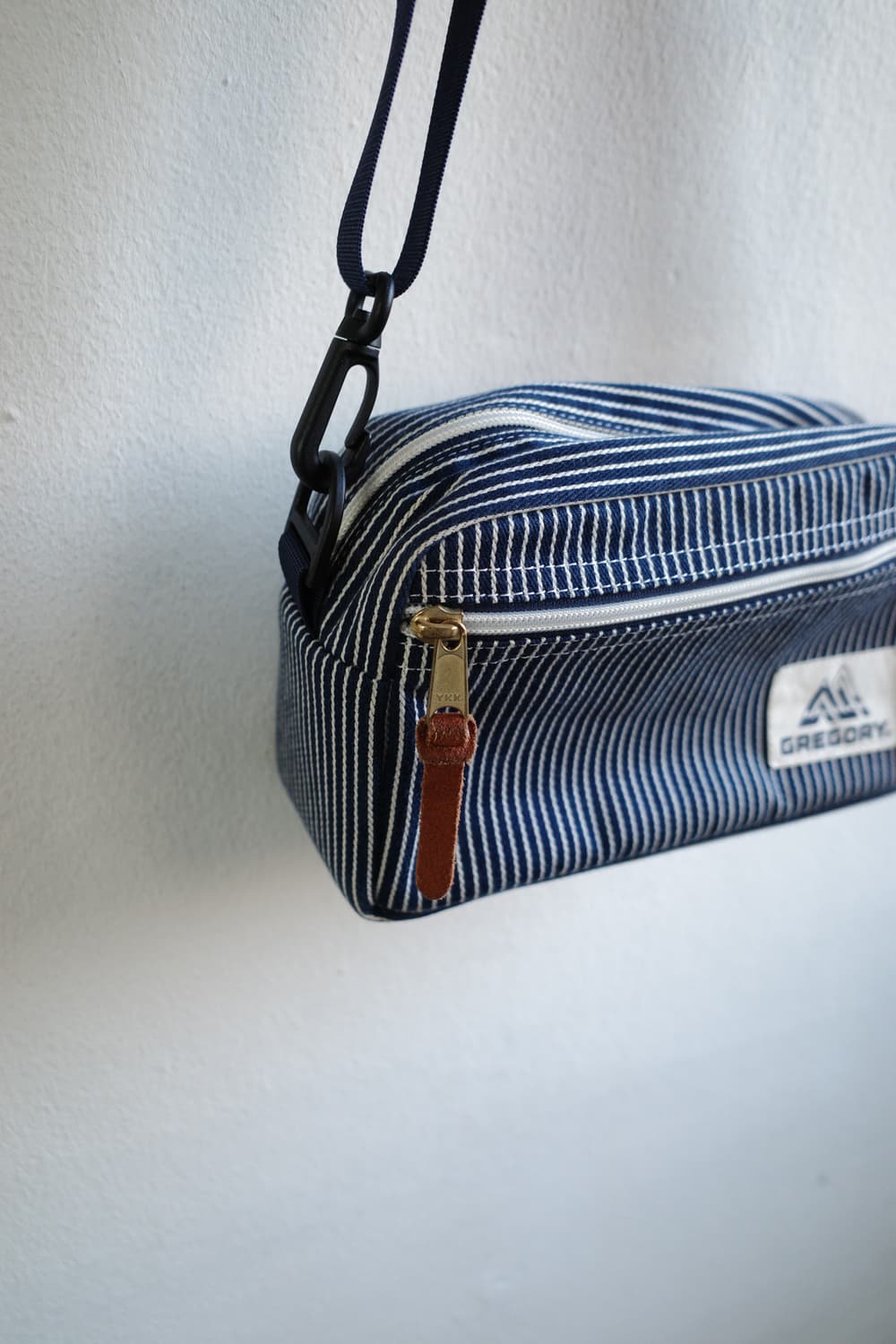 그레고리 스트라이프 크로스백  상품이미지5