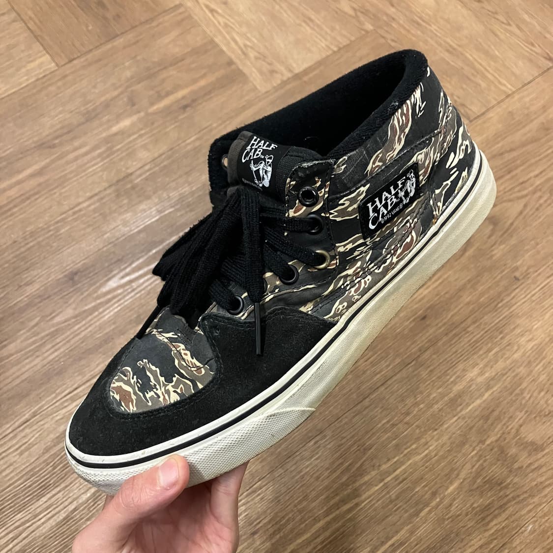 N206 반스 하프캡 카모 상품이미지1