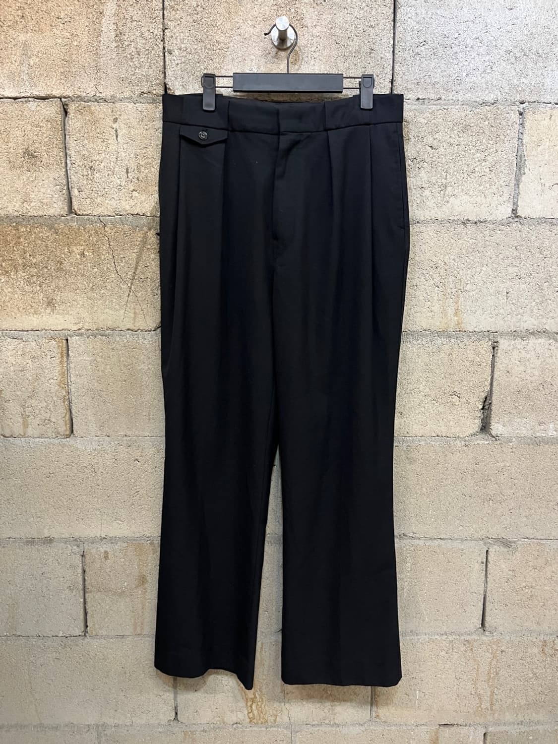 인사일런스 투턱 울 팬츠 상품이미지1