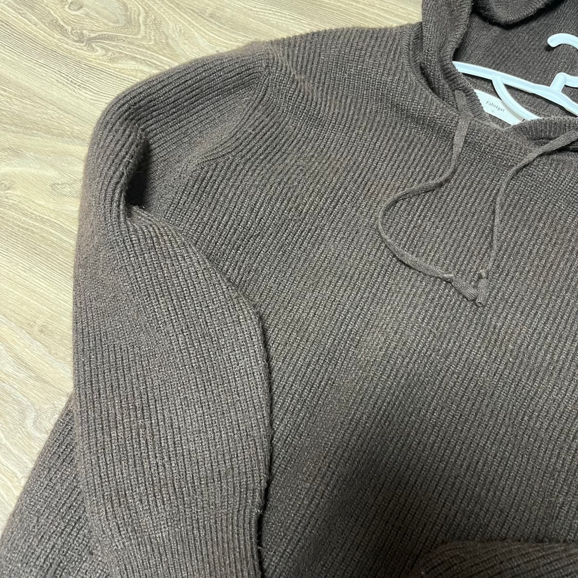 파브레가 마들렌 울 니트 후드 브라운 3 상품이미지4