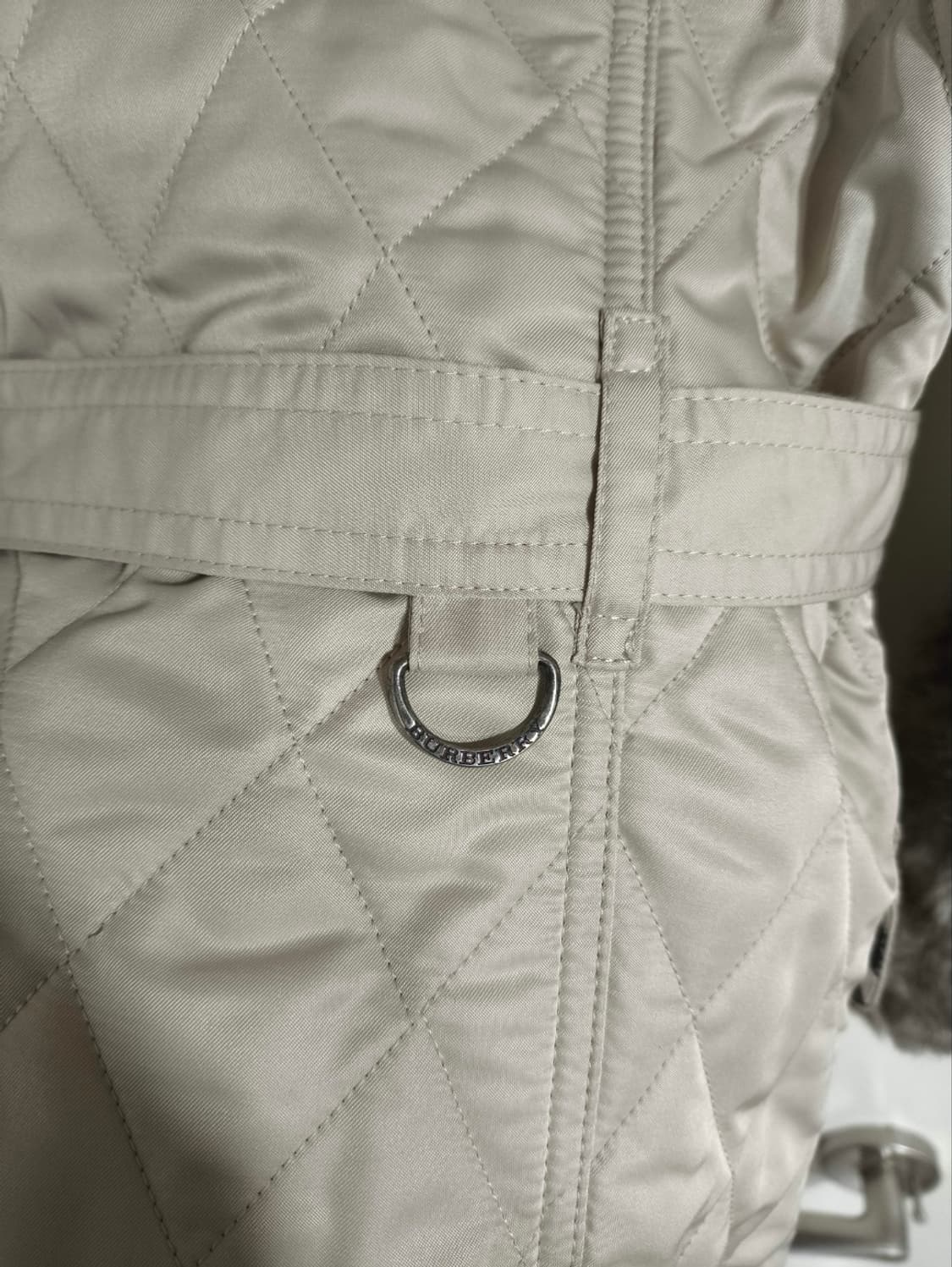 8Y 버버리 키즈 퀼팅 트리밍 코트 상품이미지5