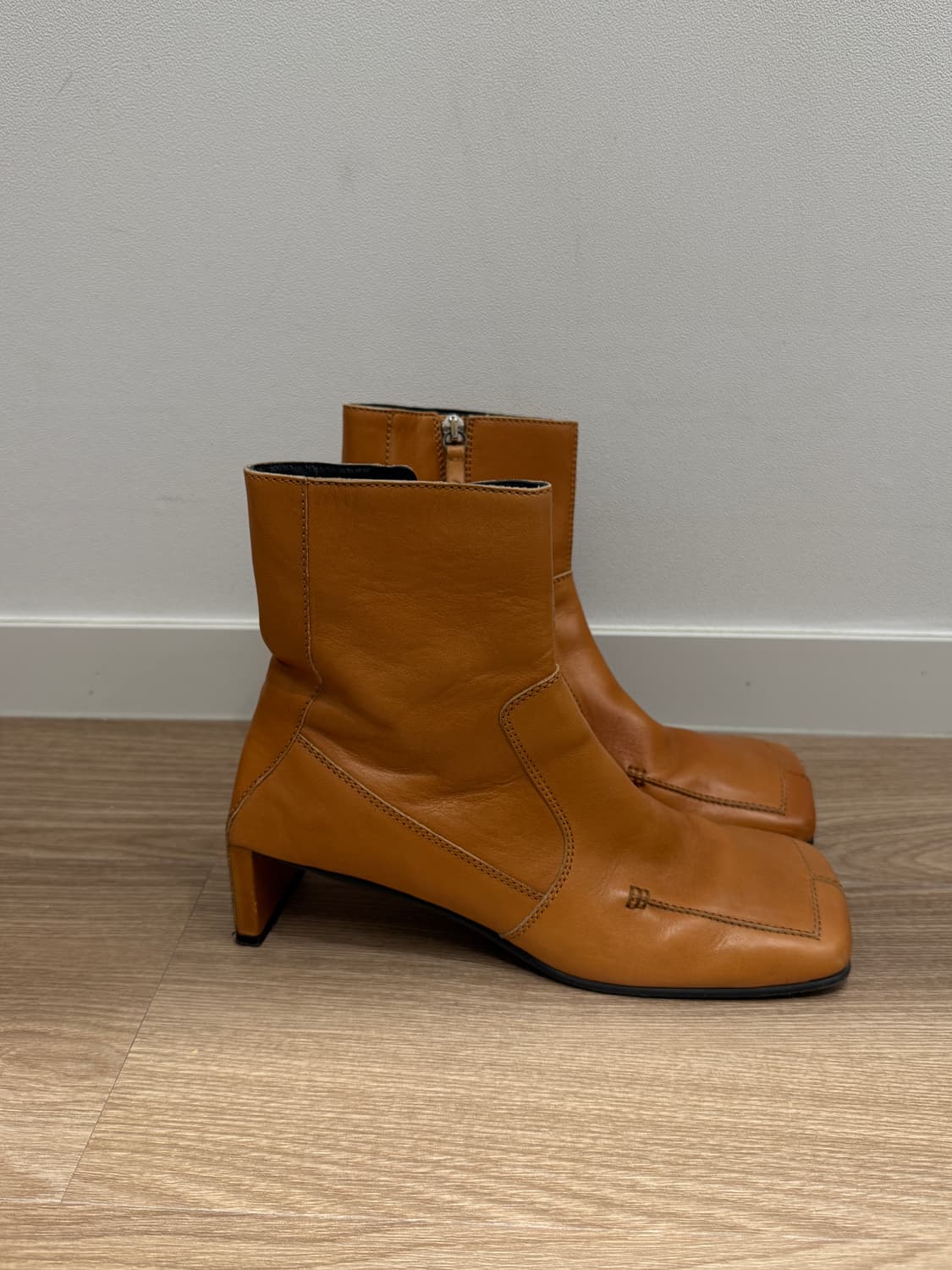 Acne Studios LEATHER BOOTS 37 상품이미지1
