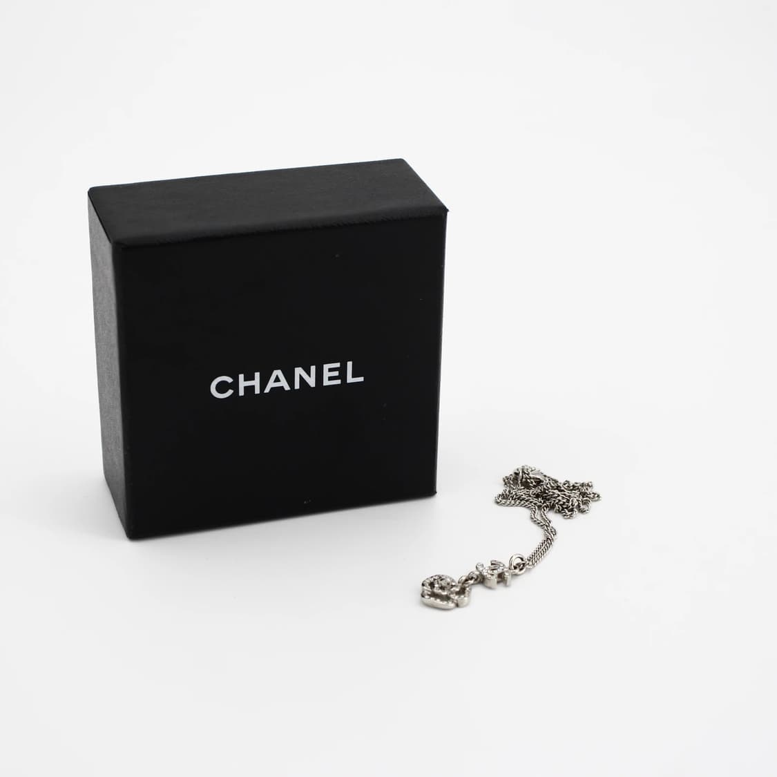 Chanel coco  mark stone necklace 상품이미지5