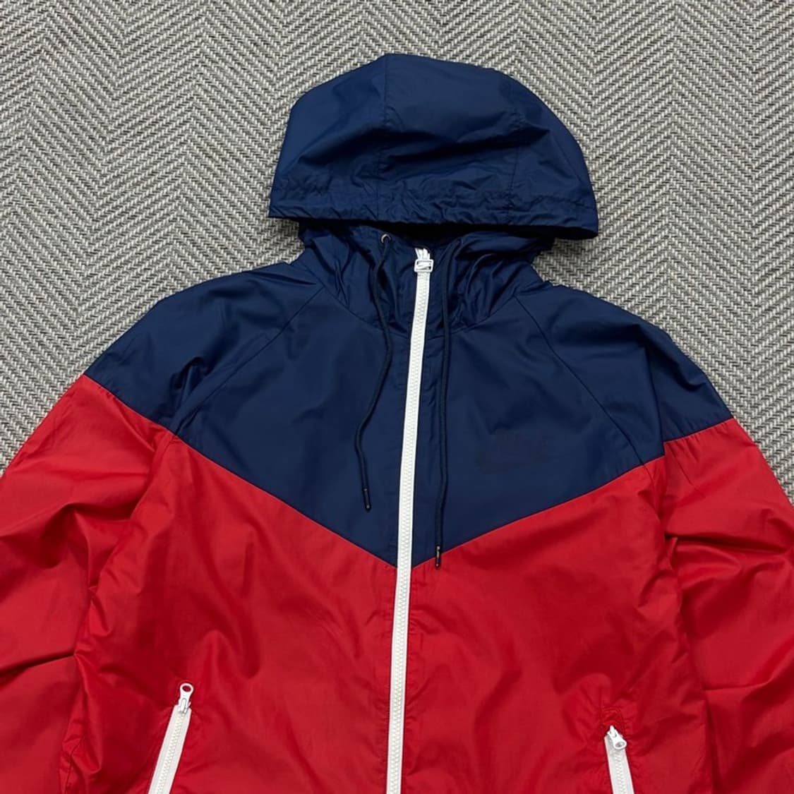 나이키 배색 후드 바람막이 v2476 상품이미지3