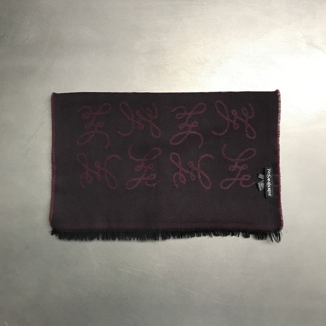 YSL 입생로랑 버건디 머플러 상품이미지2