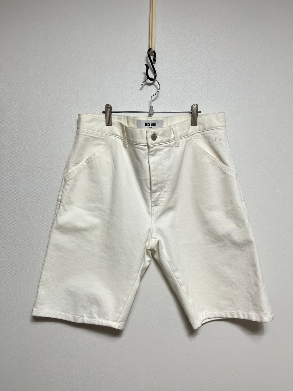 MSGM 엠에스지엠 화이트 반바지 46  상품이미지1