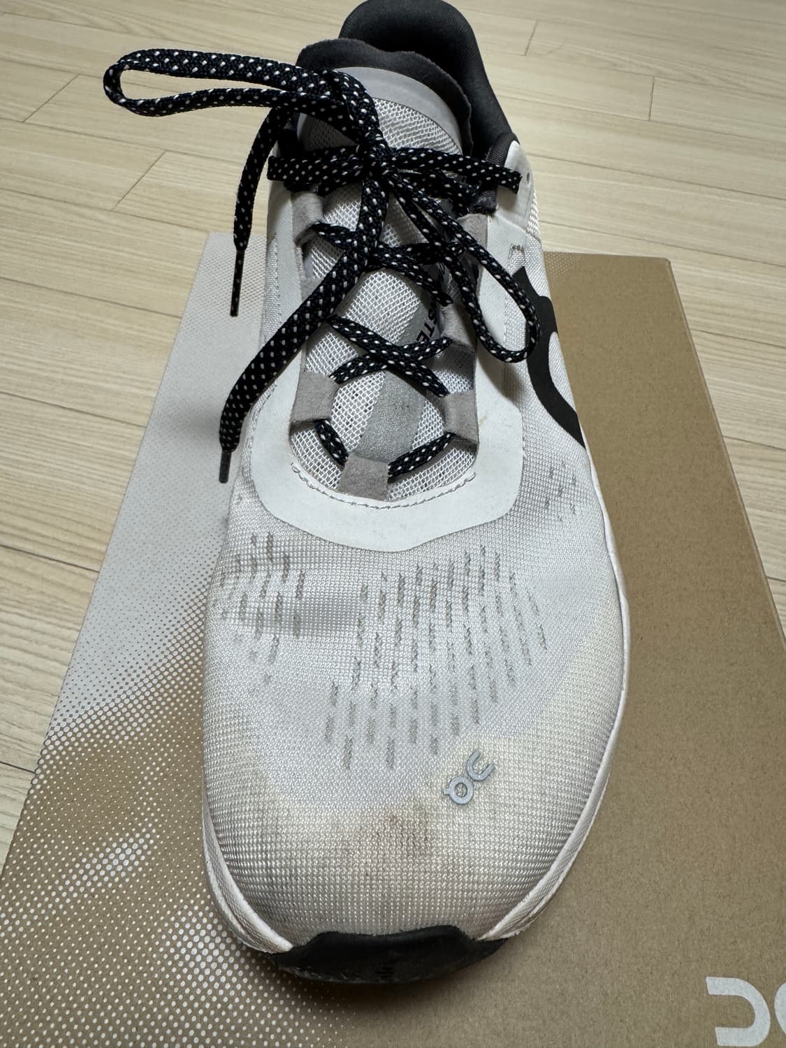 온러닝 클라우드몬스터1 올화이트 275mm 상품이미지3
