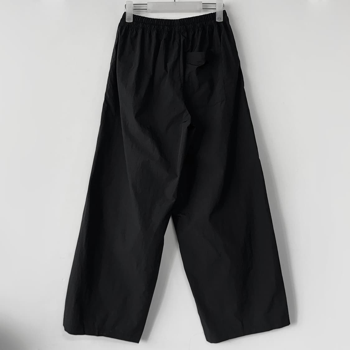 파사드패턴 25SS 나일론 밴딩 팬츠 상품이미지4