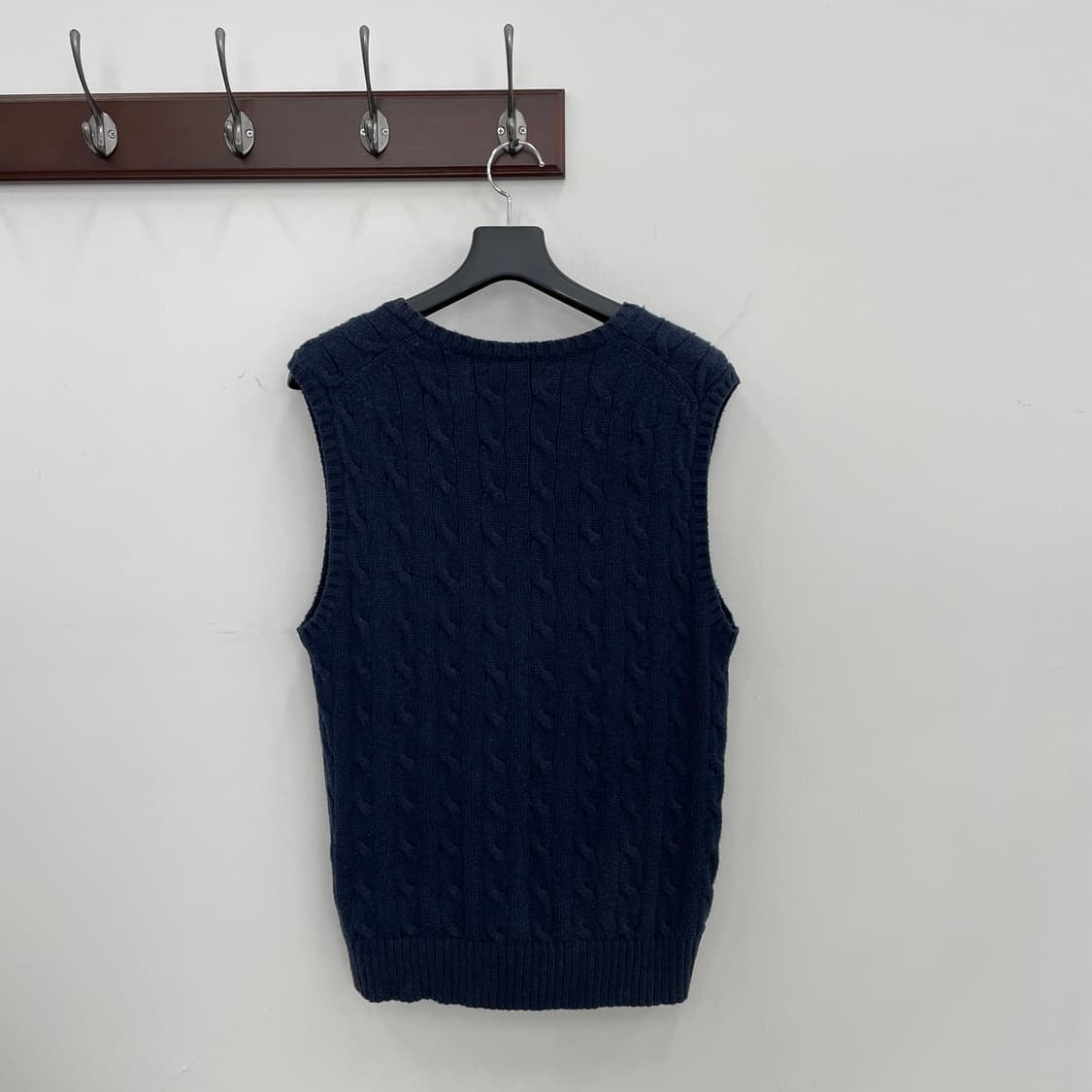 폴로 랄프로렌 케이블 꽈베기 니트 조끼 네이비 상품이미지2