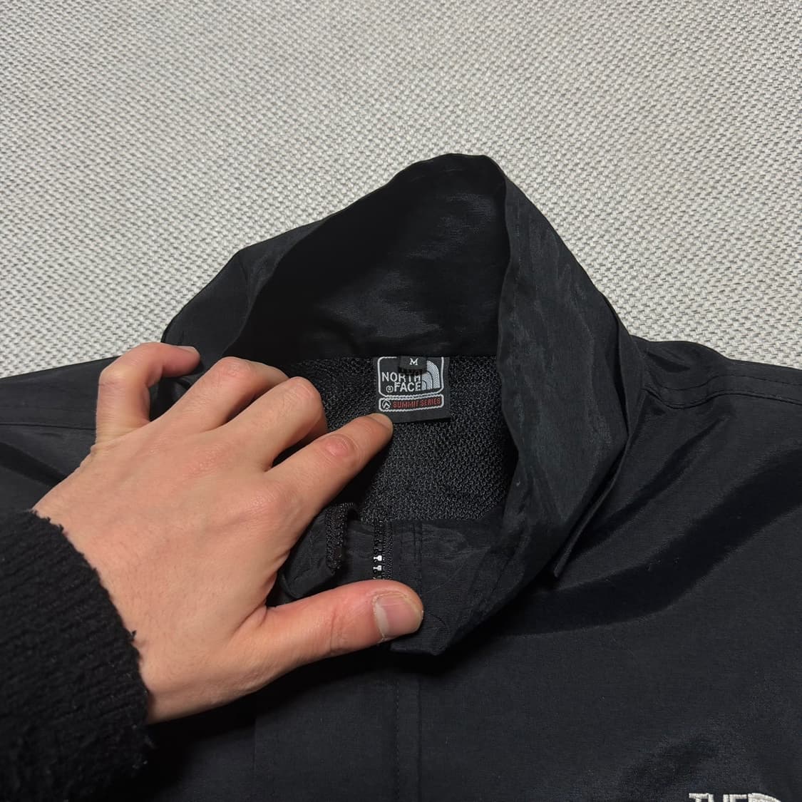 노스페이스 사이드포켓 바람막이 상품이미지2