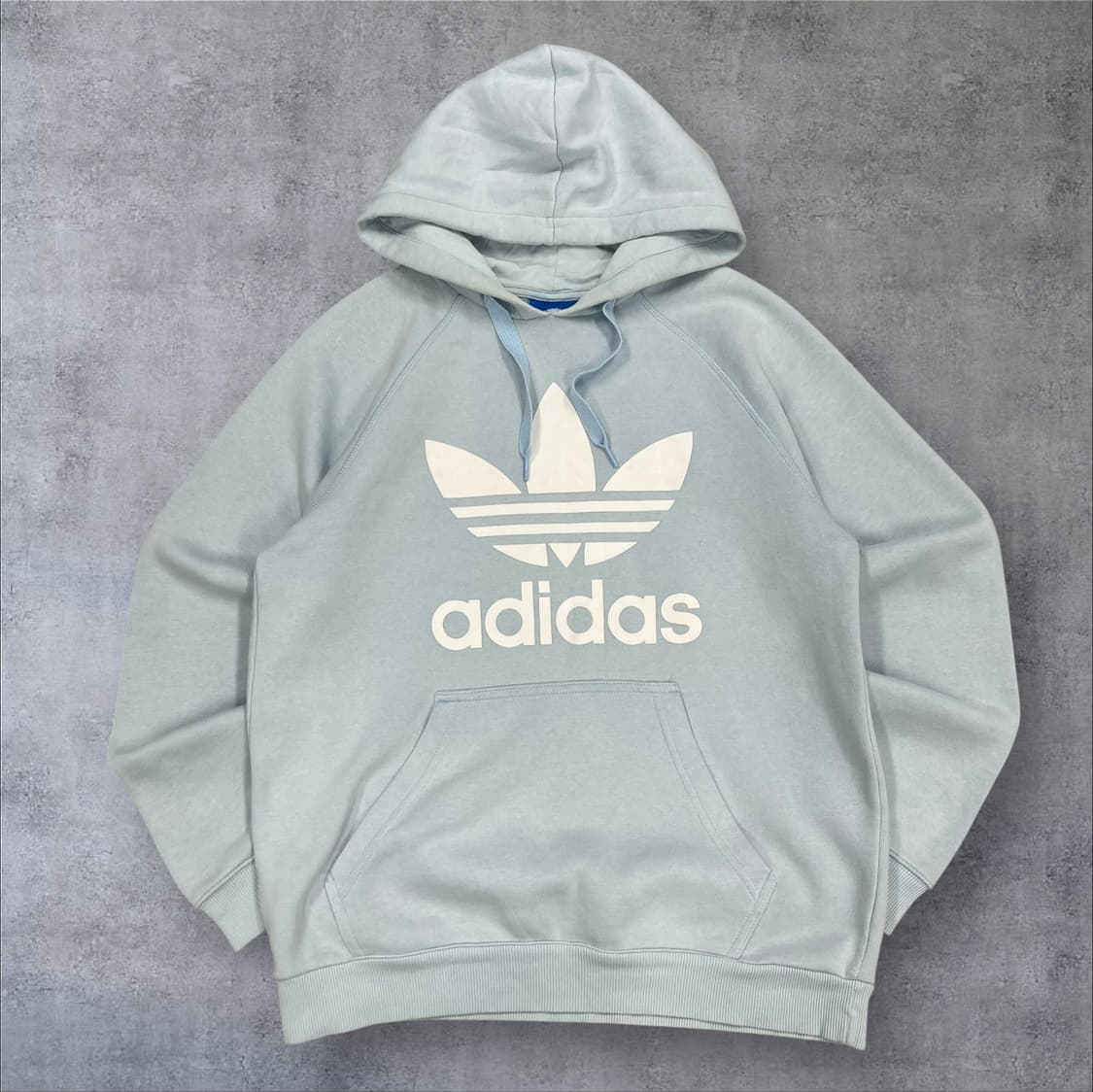 아디다스 스카이 컬러 빅로고 후드티 상품이미지1