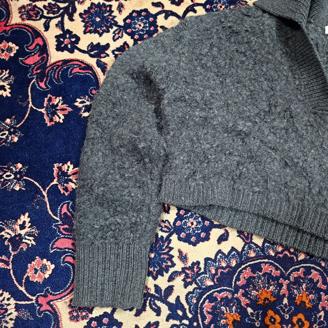 코스(COS) 알파카 혼방 크롭 카라넥 니트 스웨터  상품이미지4