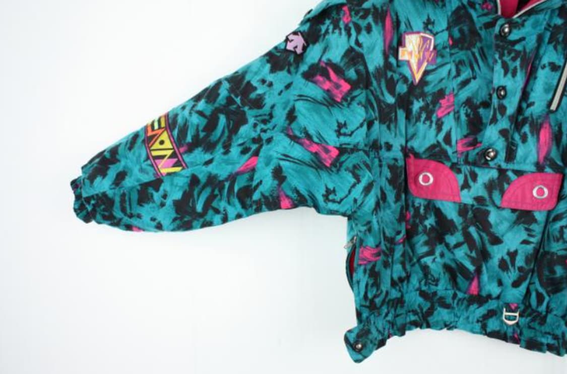 데상트 집업 상품이미지3