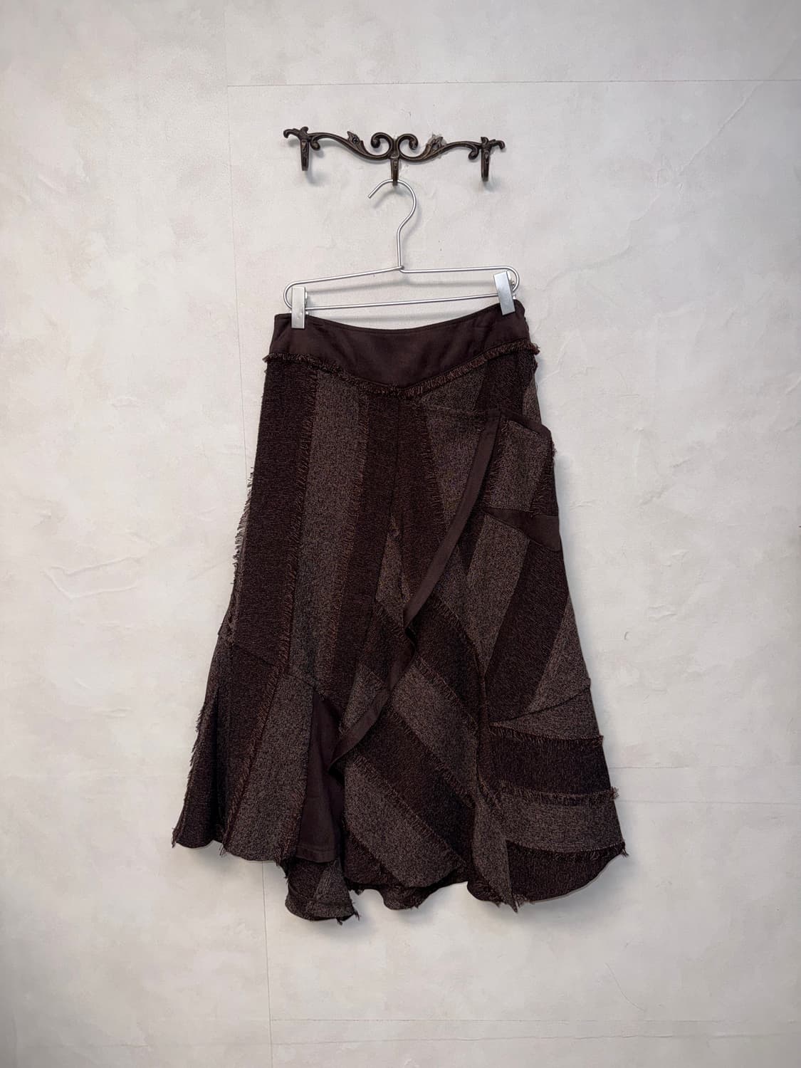 Dark brown grunge unbalanced layered sk 상품이미지1