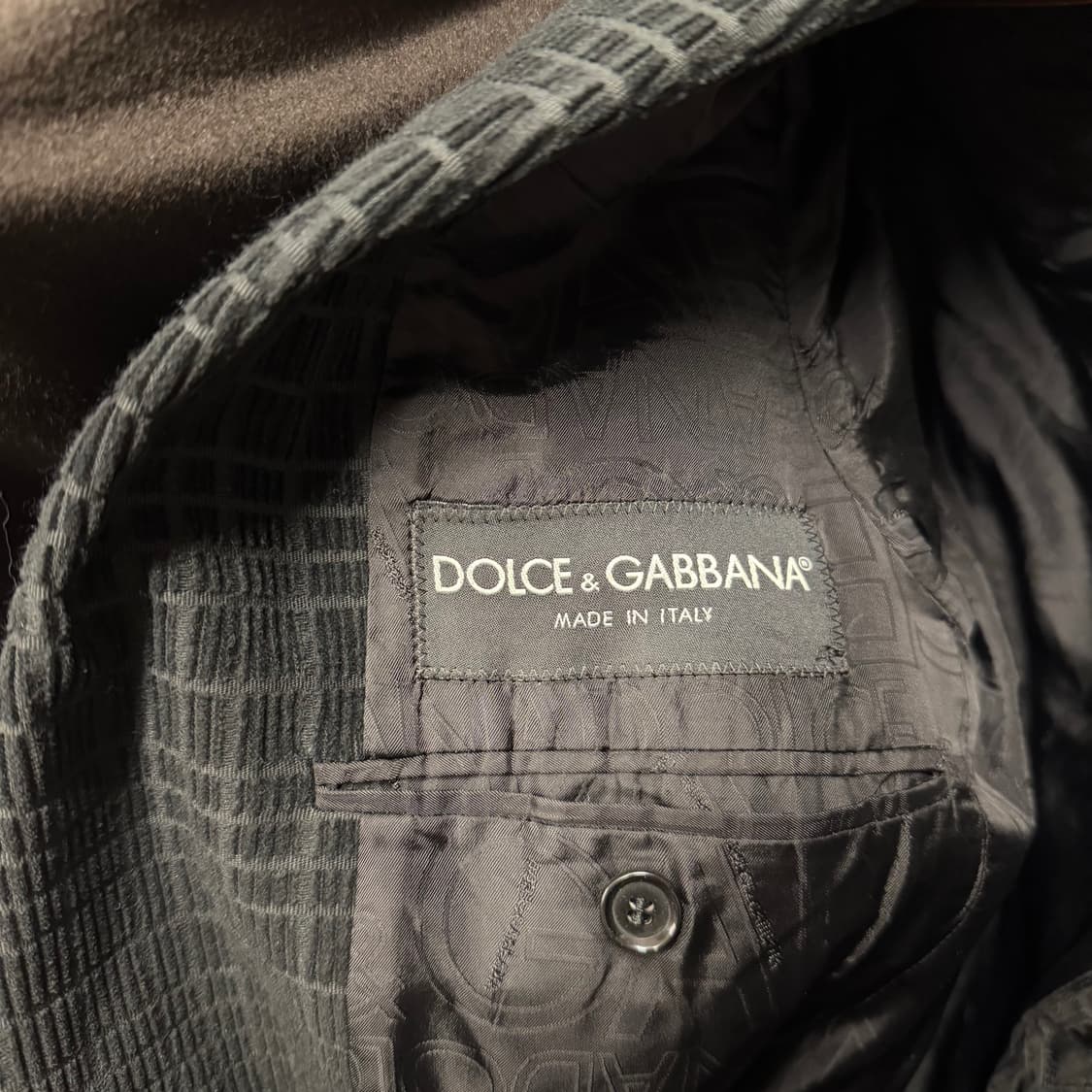 돌체앤가바나 싱글 자켓 다크 톤 체크 패턴 프론트 플랩 포켓 디테일 블랙 상품이미지6