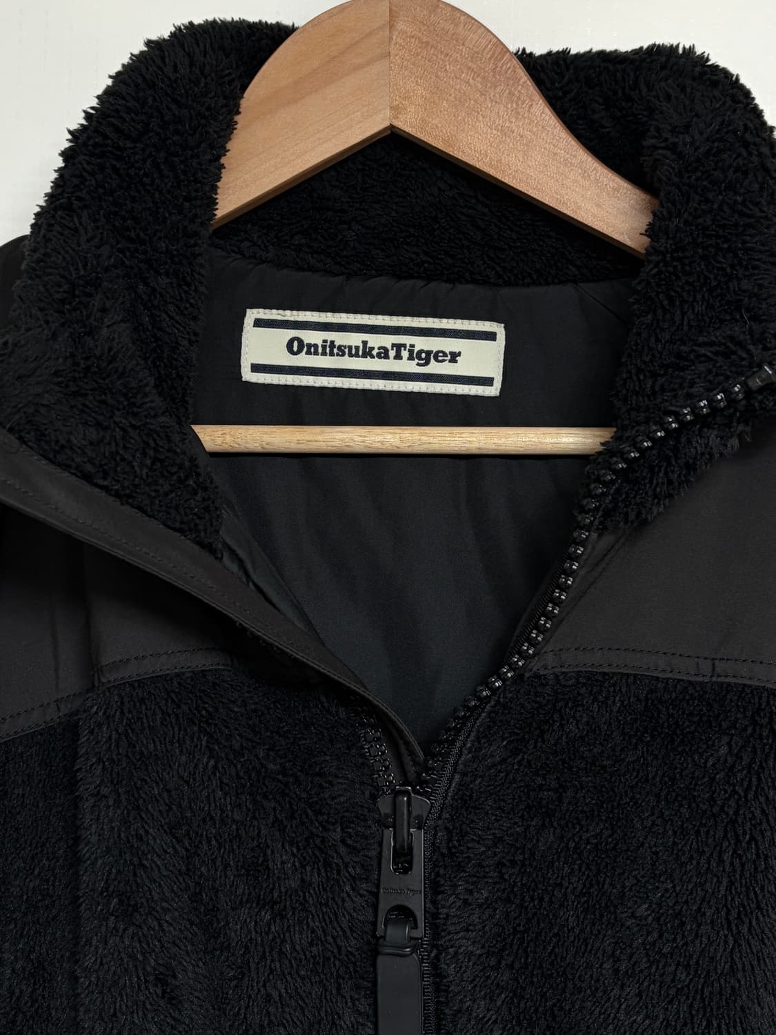 오니츠카타이거 플리스 자켓 상품이미지3