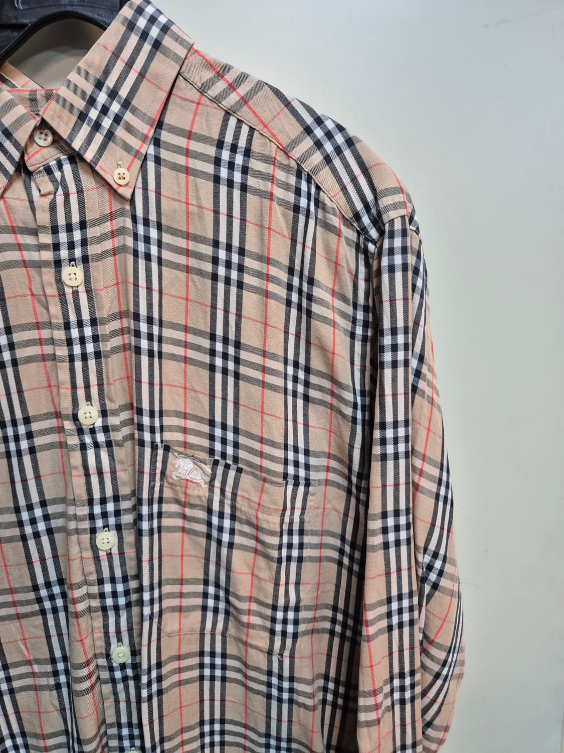 버버리 체크 셔츠 상품이미지2