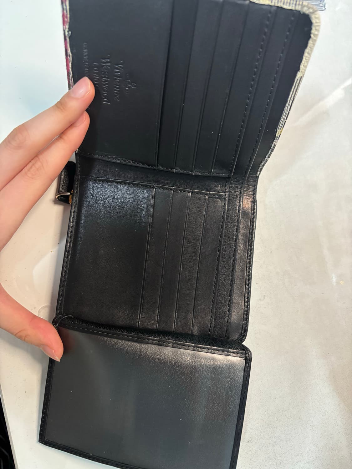 비비안웨스트우드 체크 포켓 지갑 상품이미지4