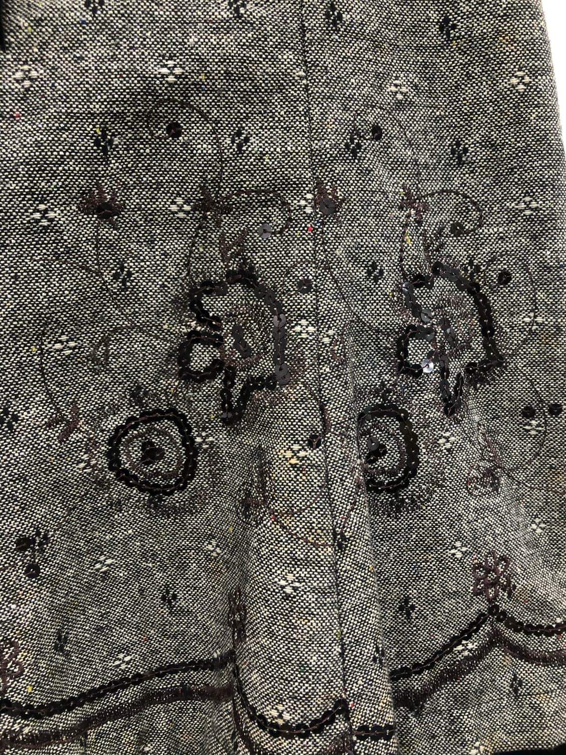 charcoal sequin floral pattern 미디스커트 상품이미지4