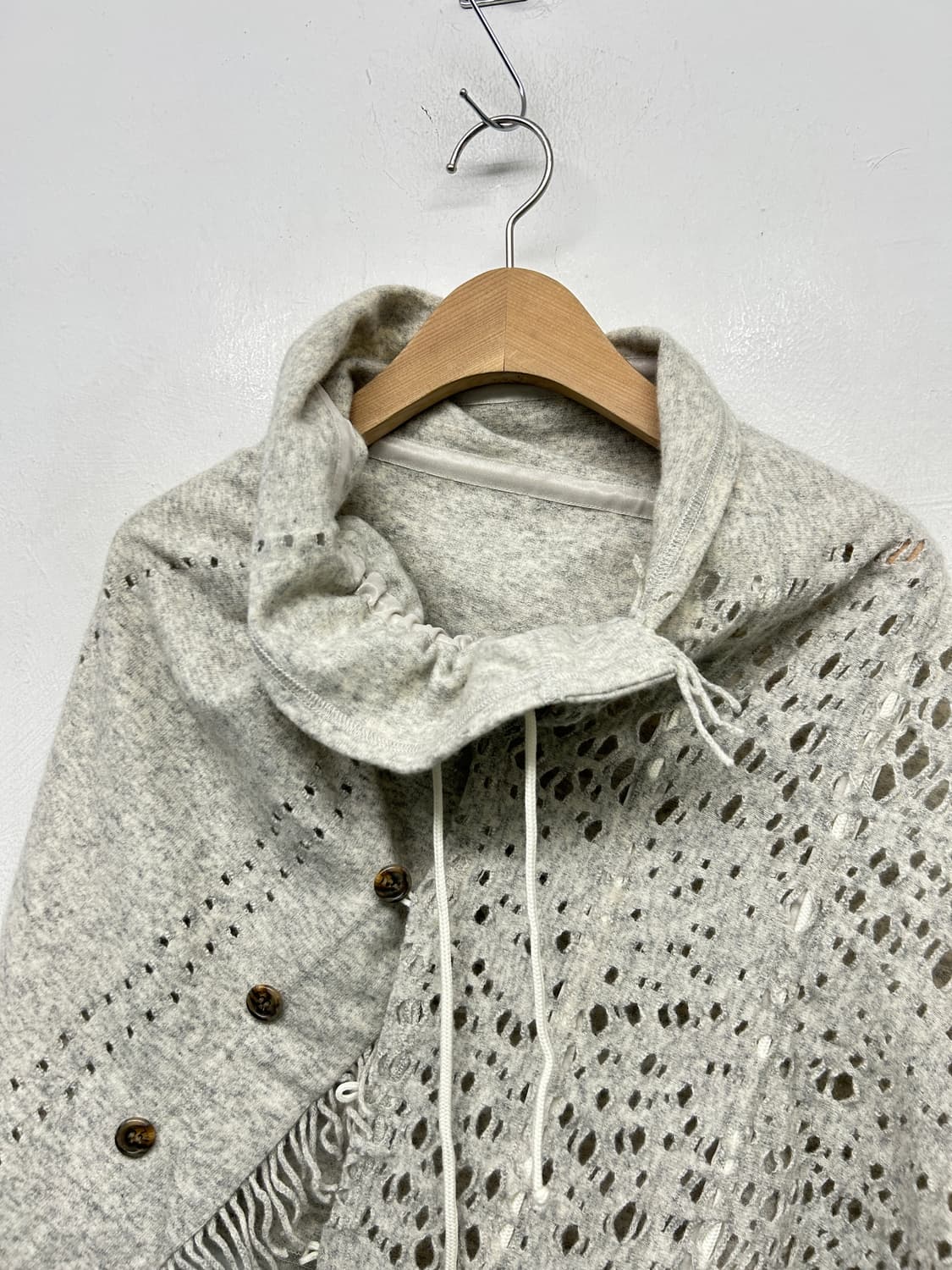 Keiko Kishi by nosh Wool Cutwork Cape 상품이미지2