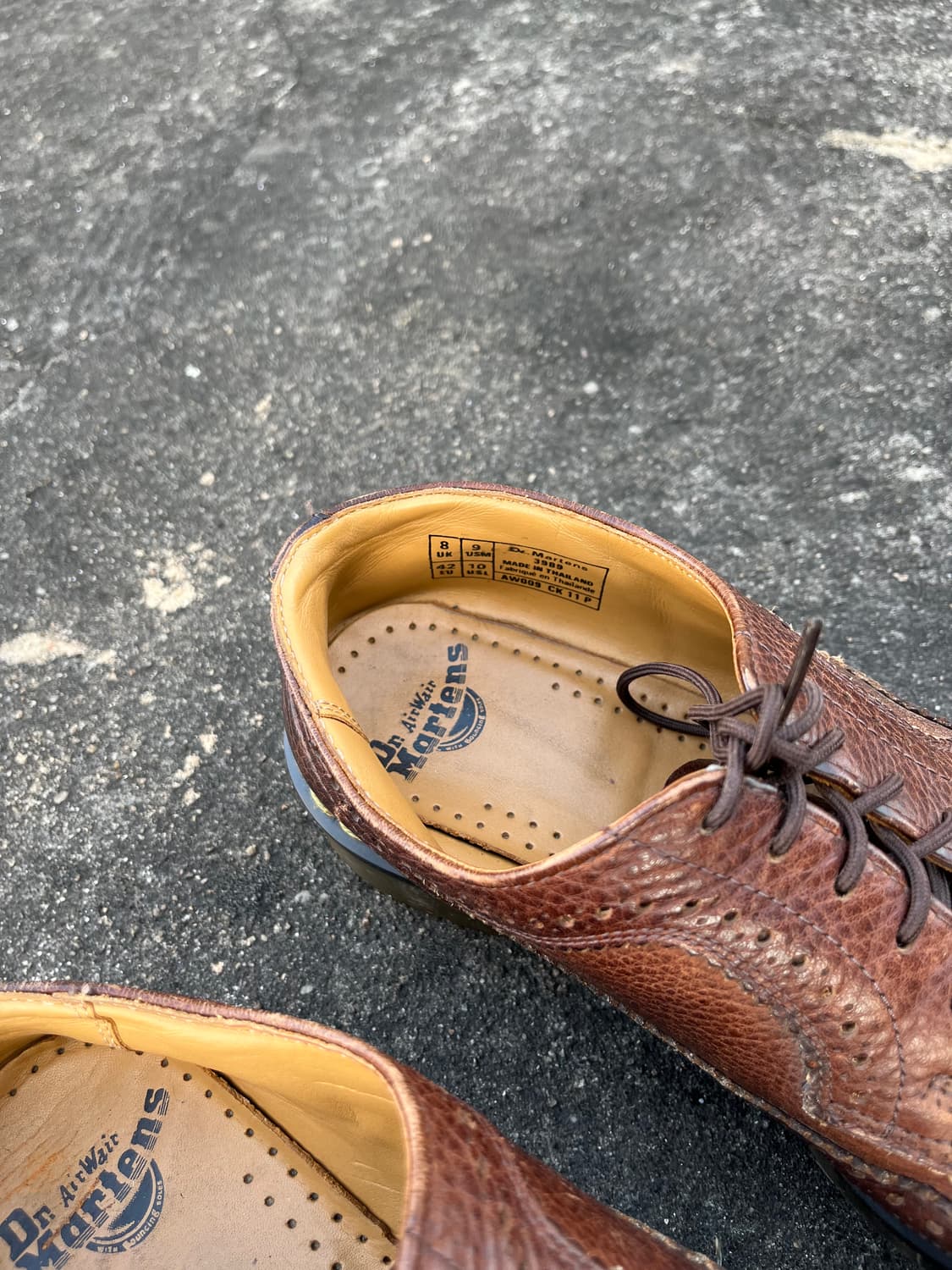 Dr.Martens  브라운 윙팁 상품이미지4