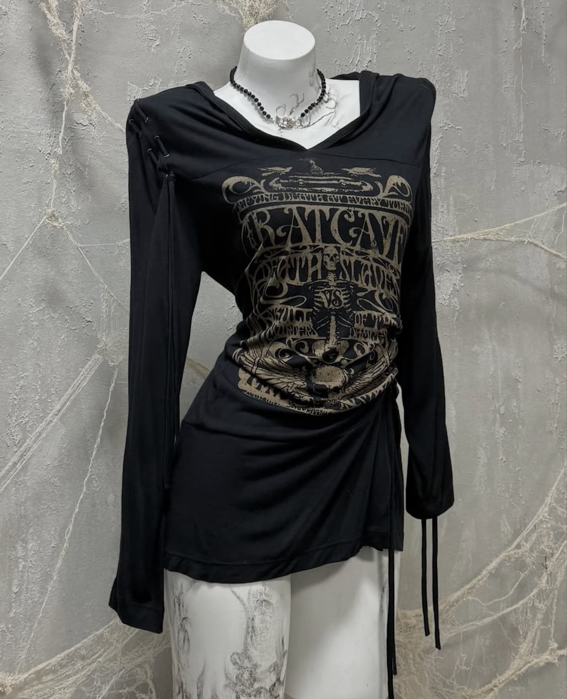 셀비지 셔링드레이프 로프디테일 롱슬리브 상품이미지3