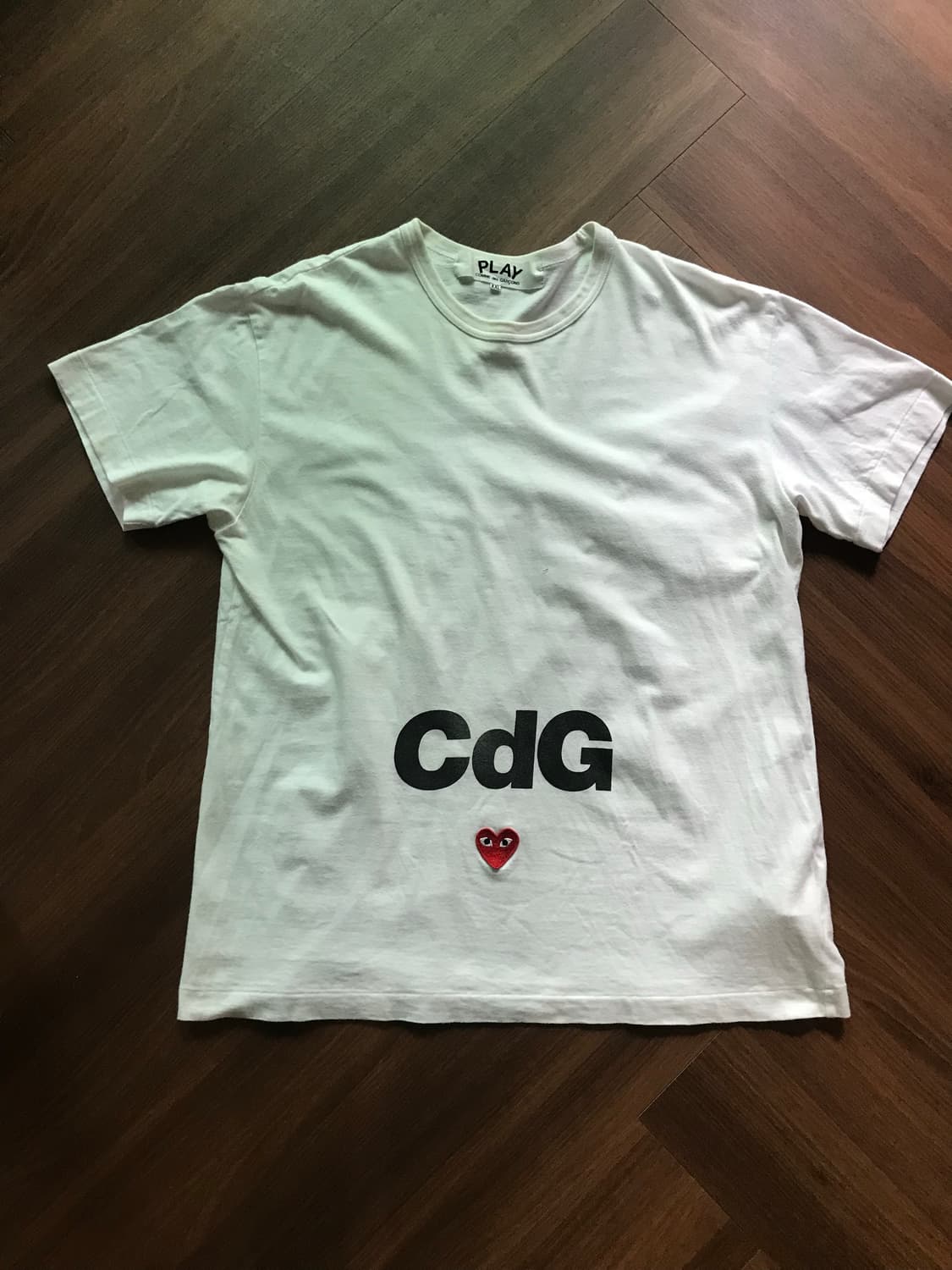 꼼데가르송 CDG 로고 화이트 반팔티 상품이미지5