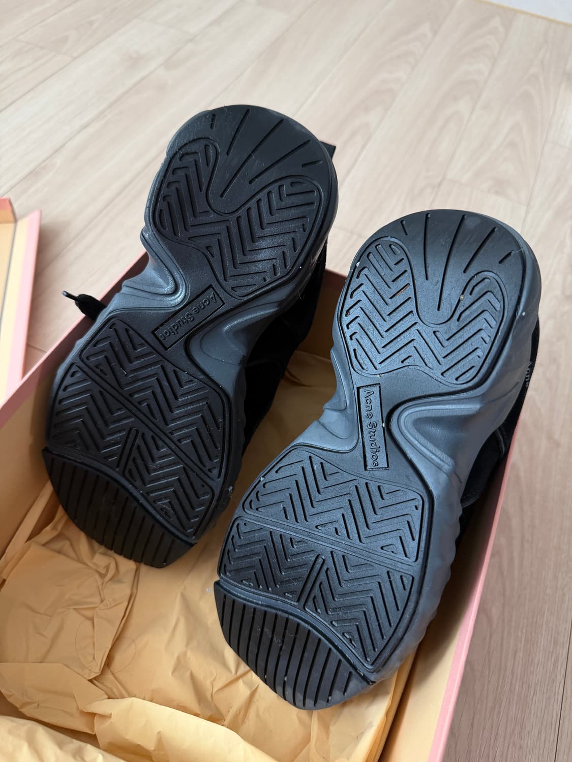 아크네 스튜디오 맨하탄 블랙 35 상품이미지6