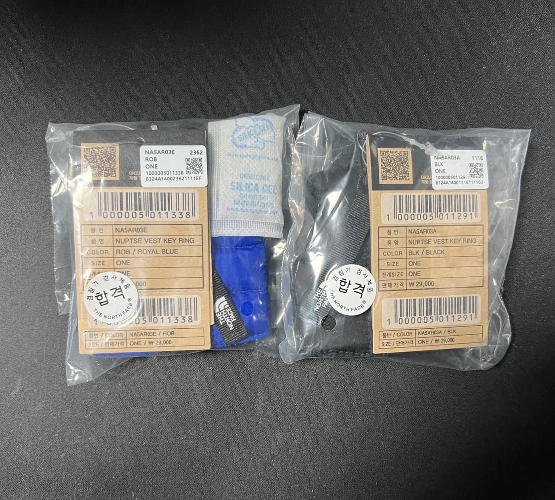 [새상품] 노스페이스 눕시 베스트 키링 (블랙/블루) 상품이미지3