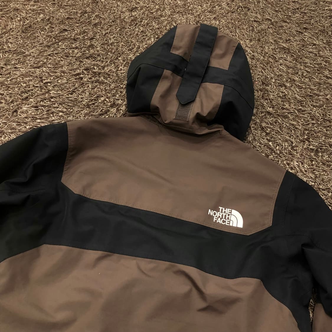 노스페이스 여성 하이벤트 투웨이 바람막이 마운틴 자켓 상품이미지6