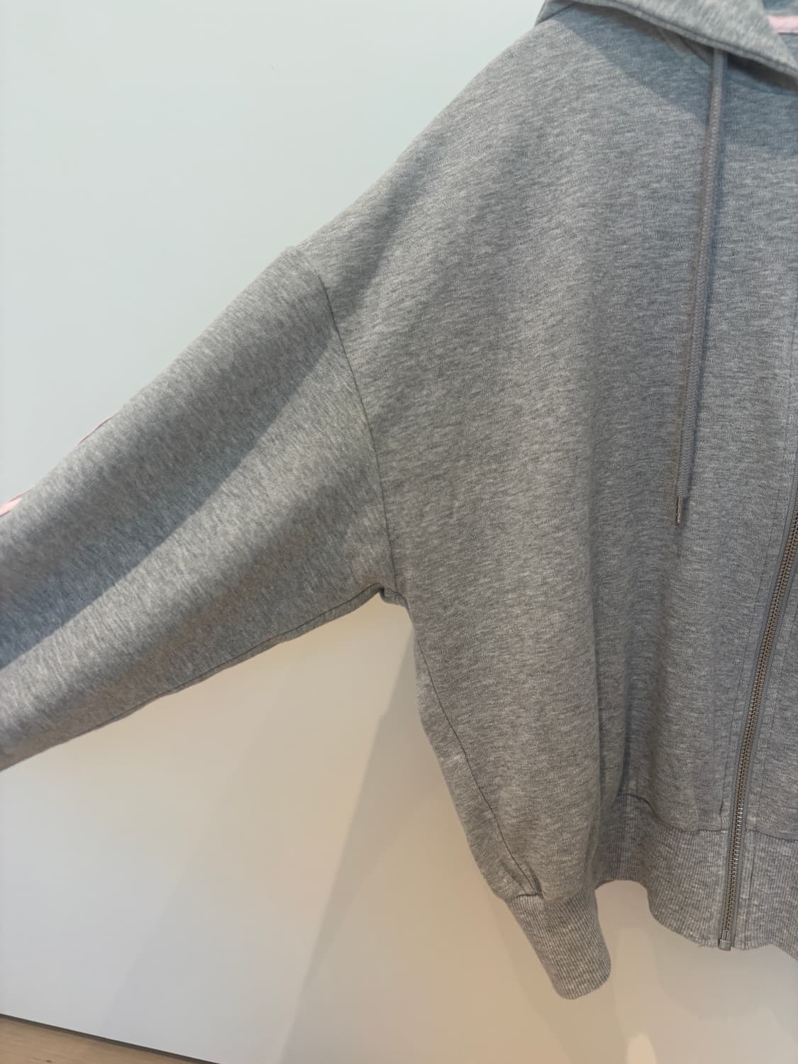 I AM GIA 집업 후디 상품이미지3