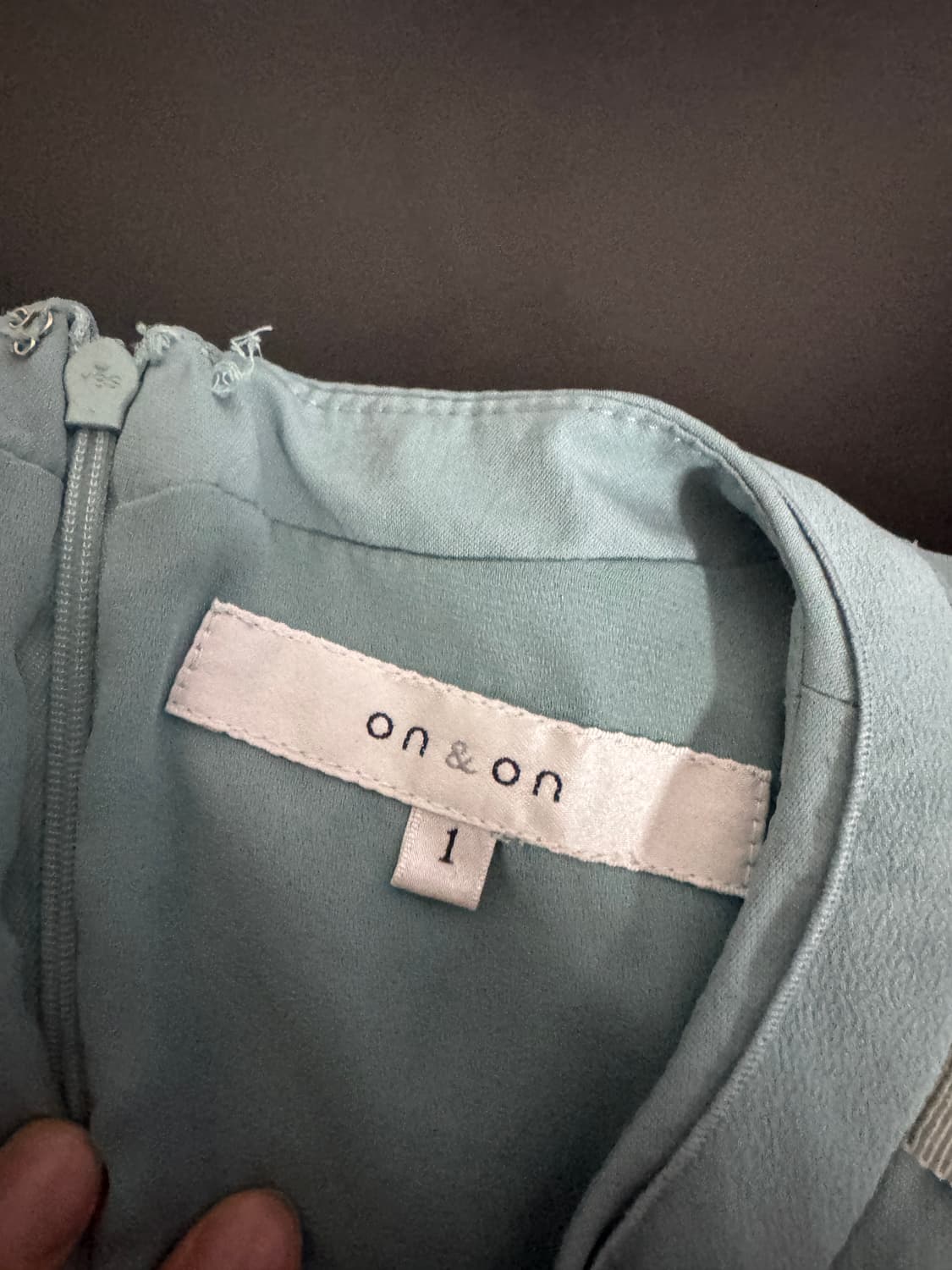 여성 온앤온 진주 단추 디테일 풀오버 민트 반팔 원피스 상품이미지3