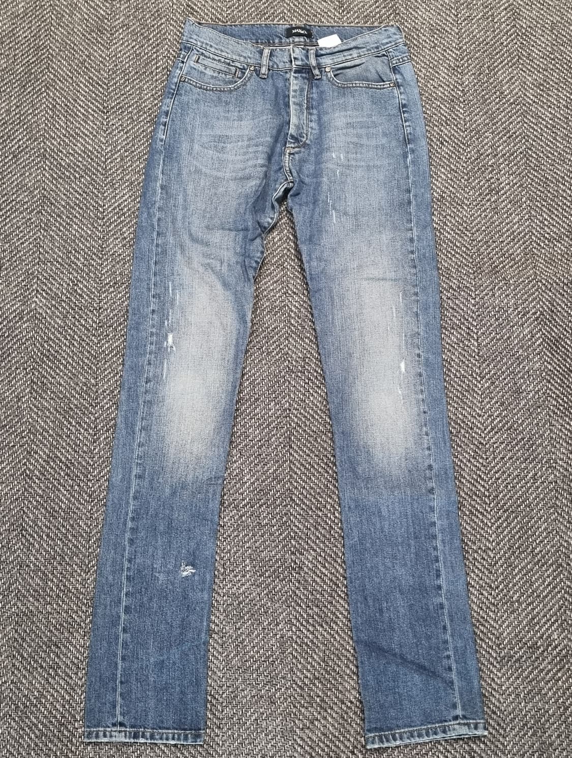 MAX&Co. — Blue Fit 미디엄 워싱 데님 상품이미지1