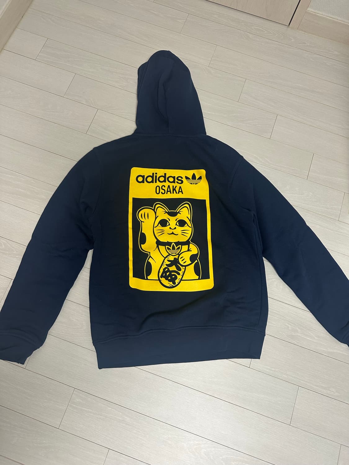 아디다스 오사카 후드티 팝니다 상품이미지1