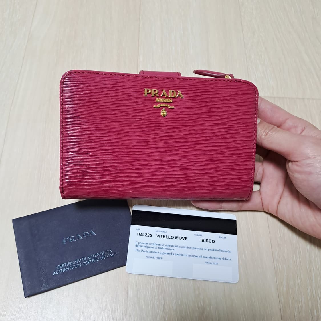 [최상급/정품] 프라다 사피아노 카프스킨 핑크지갑, 프라다지갑 상품이미지1