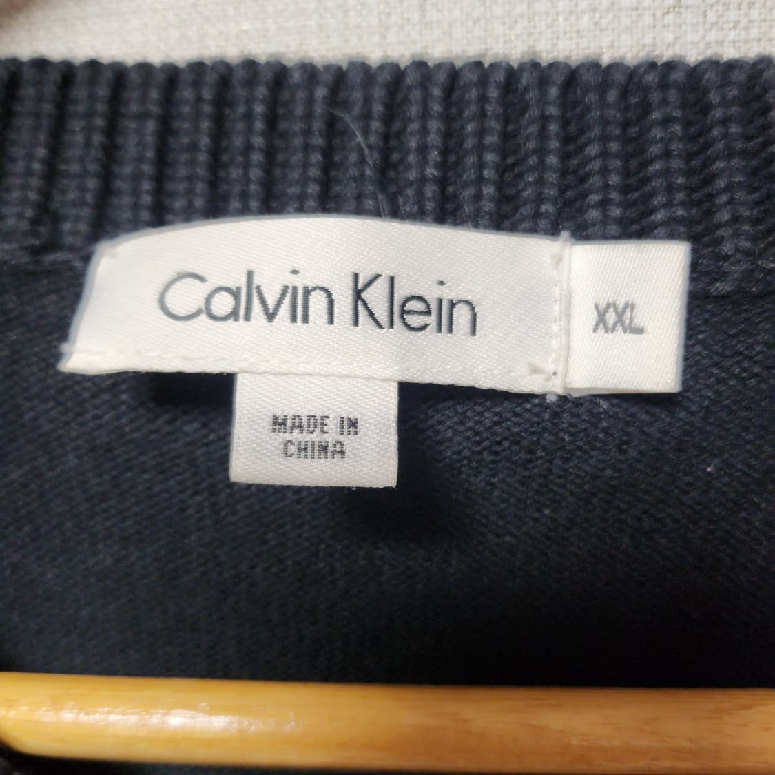 [2XL] 캘빈클라인 그라데이션 V넥 니트 상품이미지3