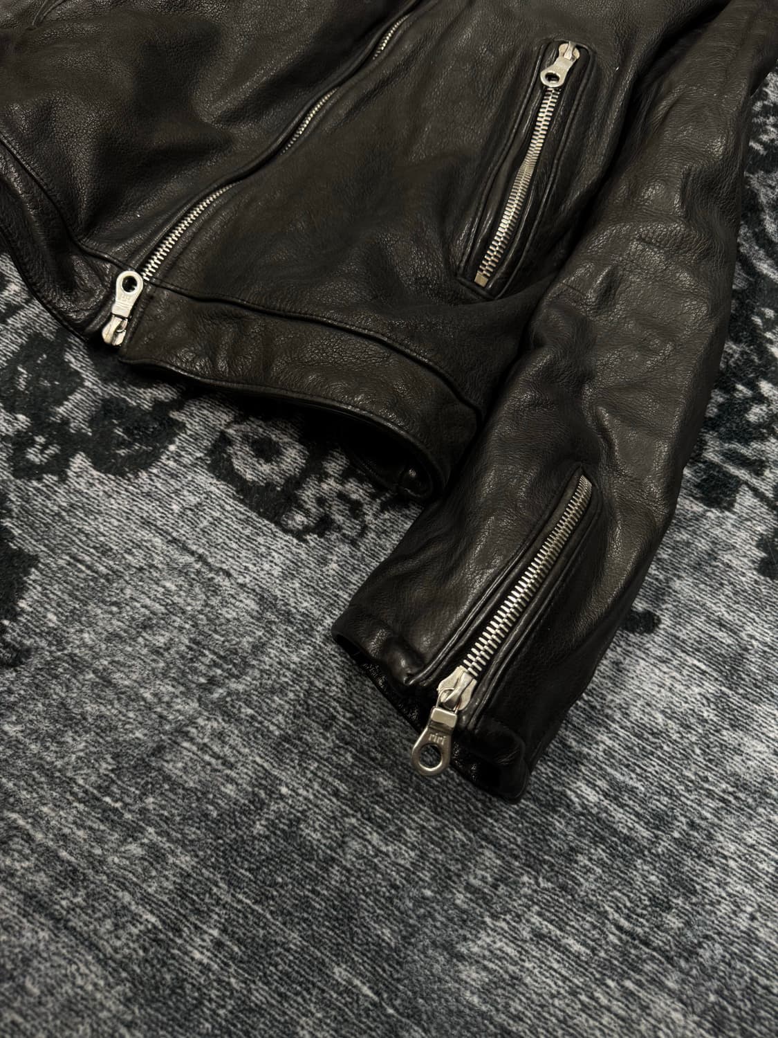 Luv maison cow skin single rider jacket 상품이미지5