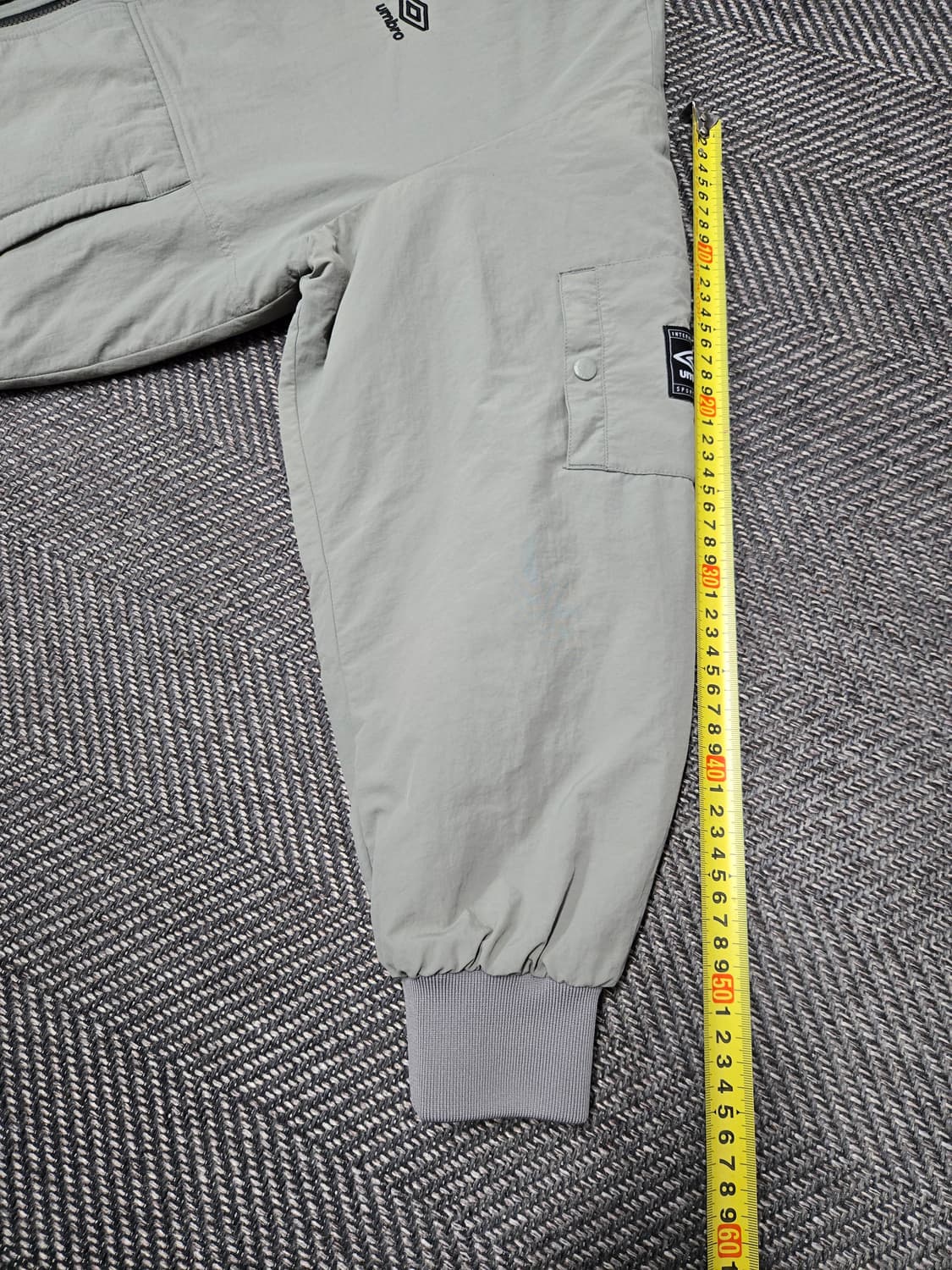 엄브로 24ss 공용 리버시블 퀼팅 패딩 봄버 자켓 양면 항공점퍼 상품이미지8