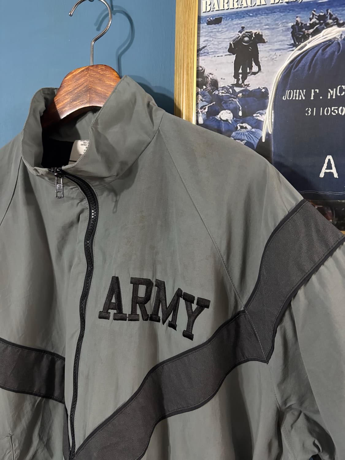 90-00‘s U.S Army IPFU Jacket. 상품이미지2