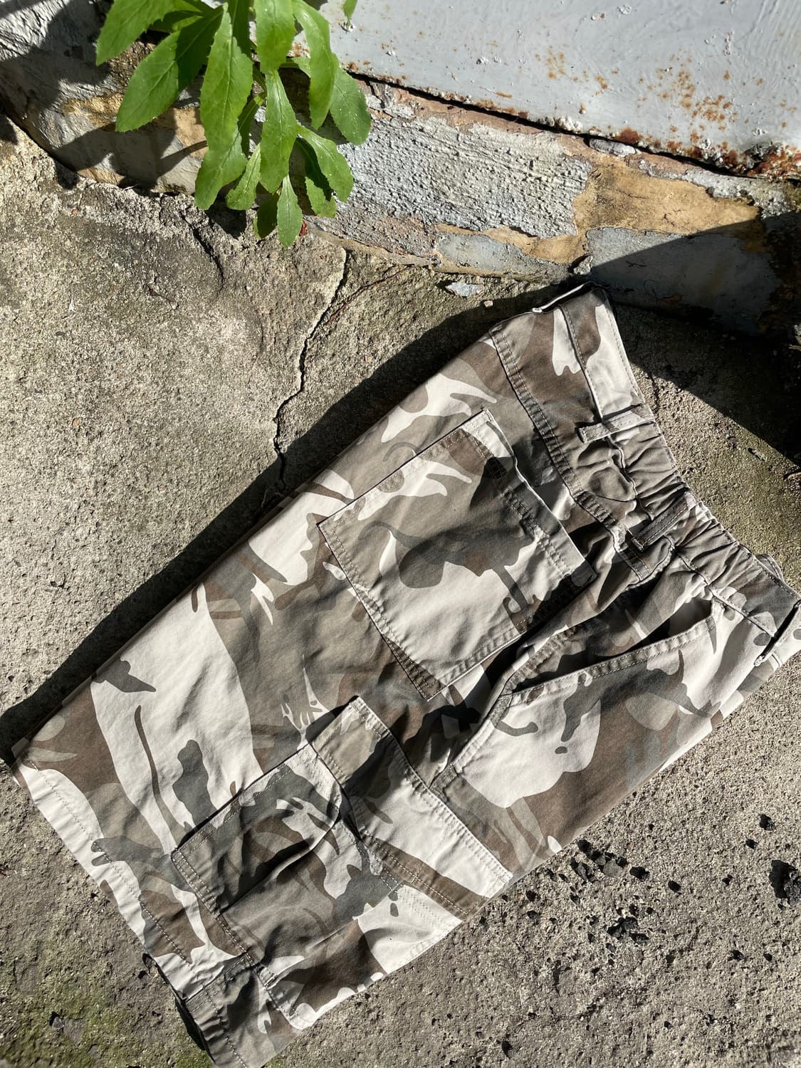 Wrangler camo short pants 상품이미지1