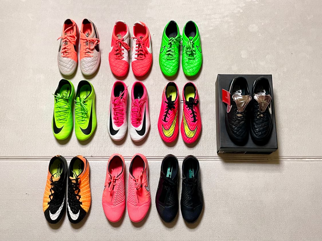 여러 축구화 판매 상품이미지2