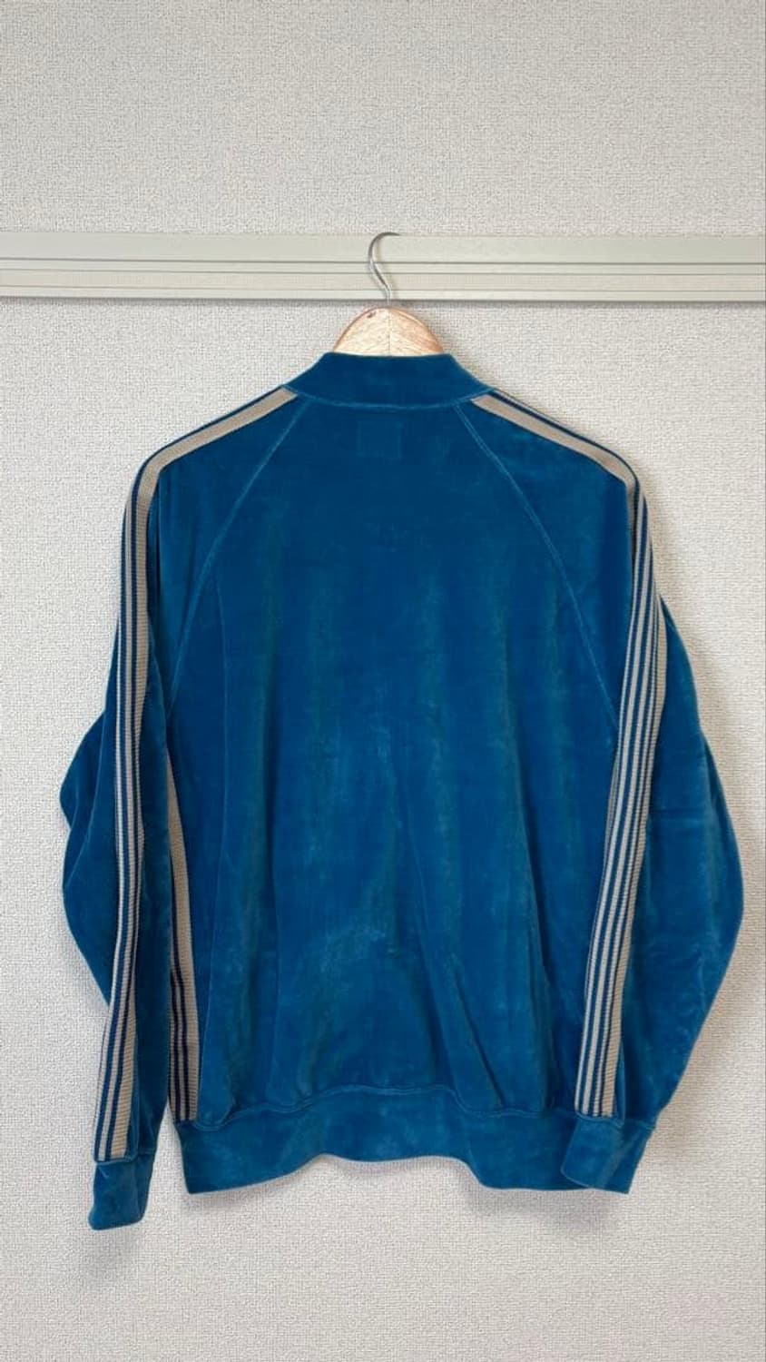니들스 벨루어 트랙 자켓 마린 블루 상품이미지2