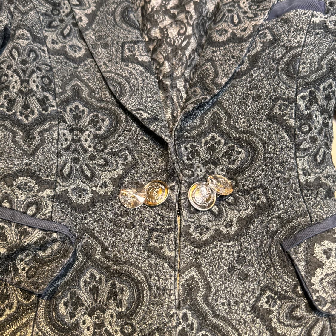 체인 버튼 패턴 블레이저 자켓 상품이미지4