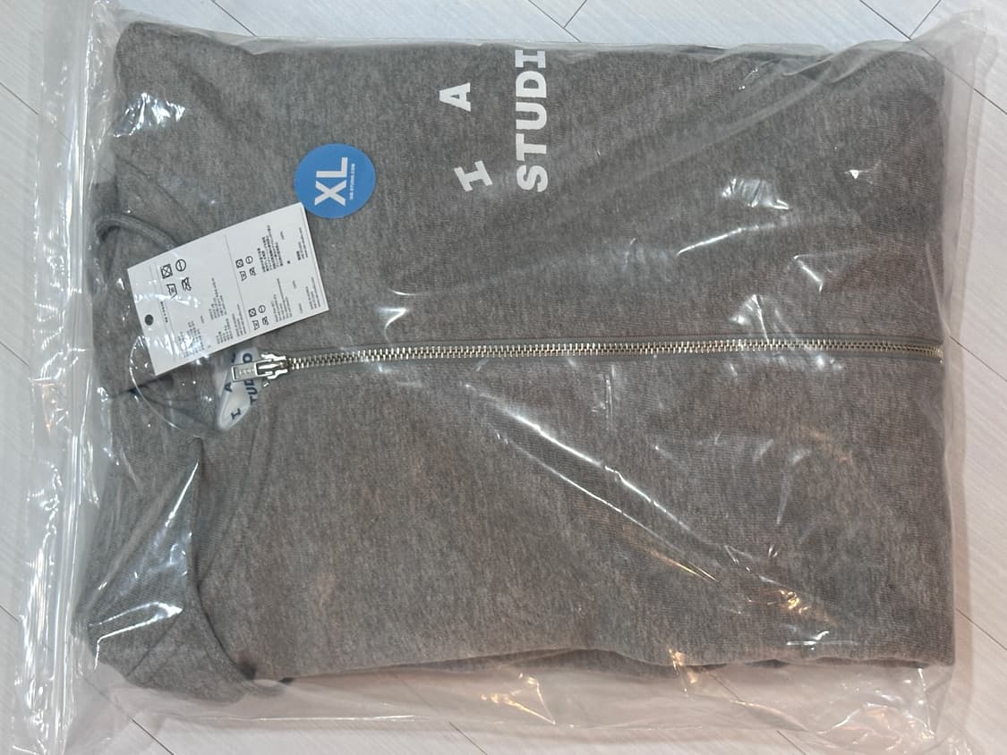 26ss 아이앱 스튜디오 후드집업 XL 새상품  상품이미지1