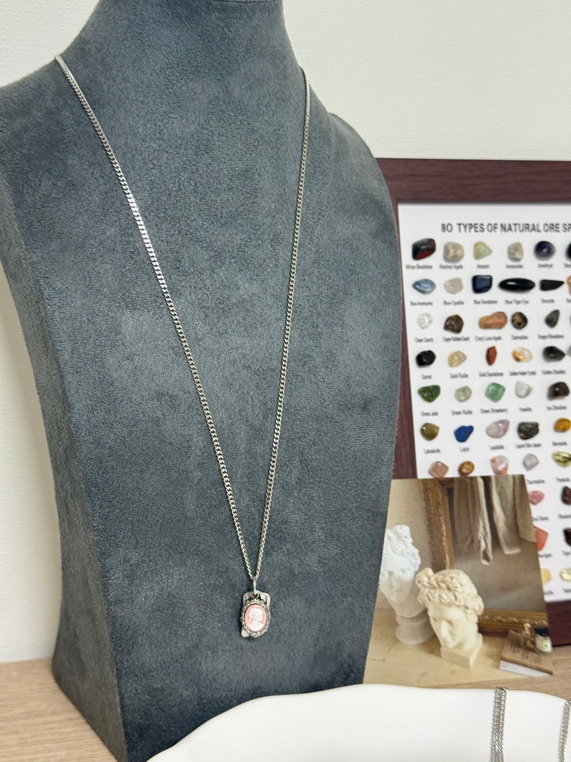 그 자체로 아트🪞까메오 써지컬 롱 목걸이-핑크🩷 상품이미지2